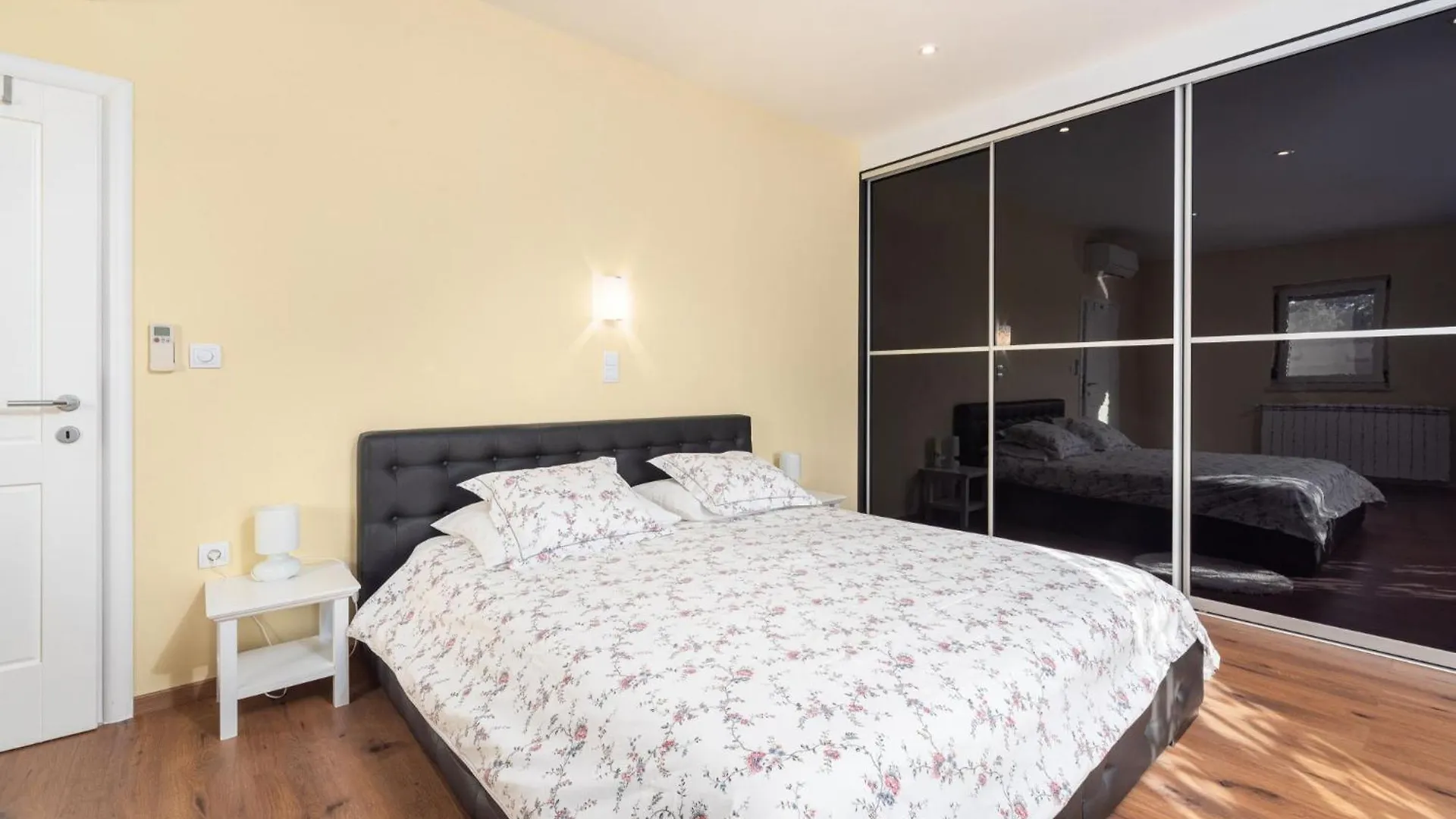 Villa St. Anna In Radetici - Haus Fuer 8 Personen