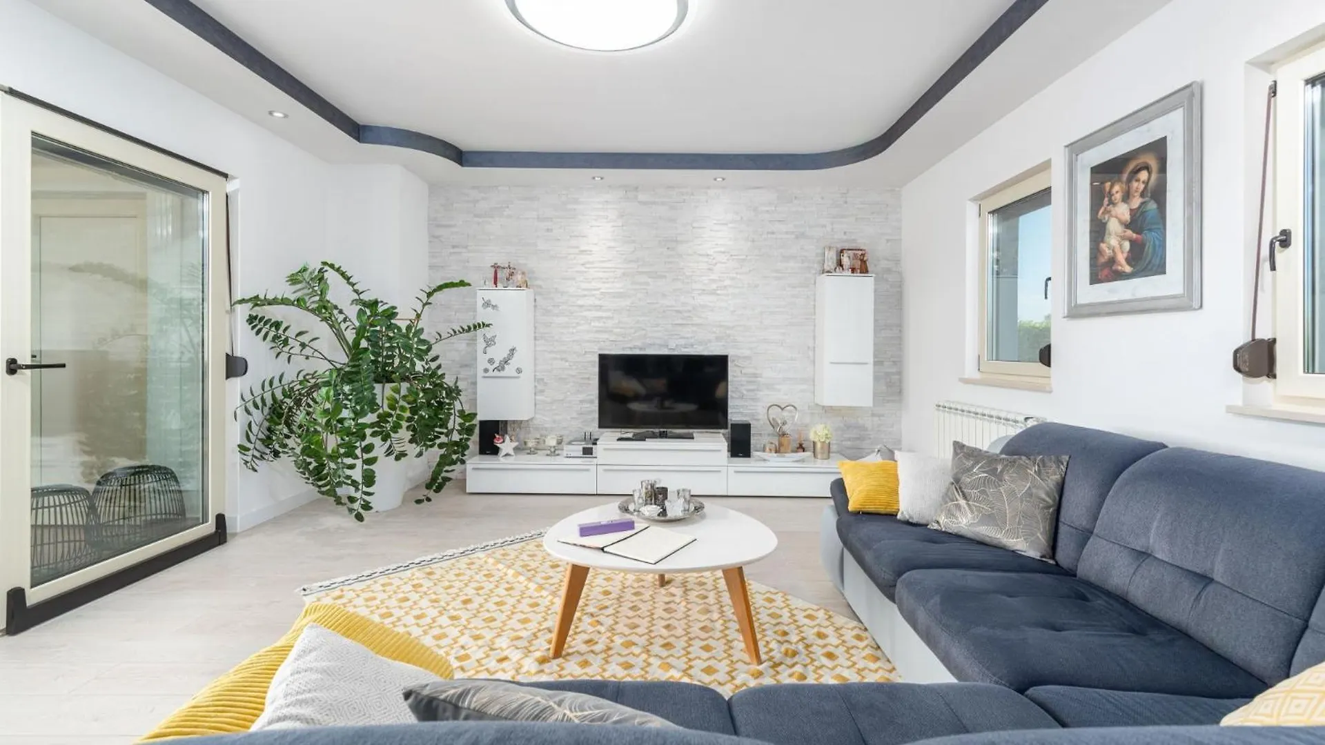 Villa St. Anna In Radetici - Haus Fuer 8 Personen